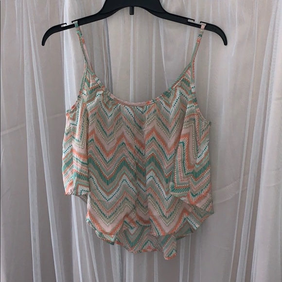 Patterned Spaghetti strap Crop Top - Picture 3 of 3
